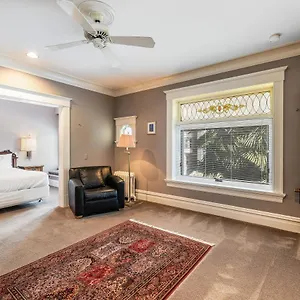 3* Inn Gaslight