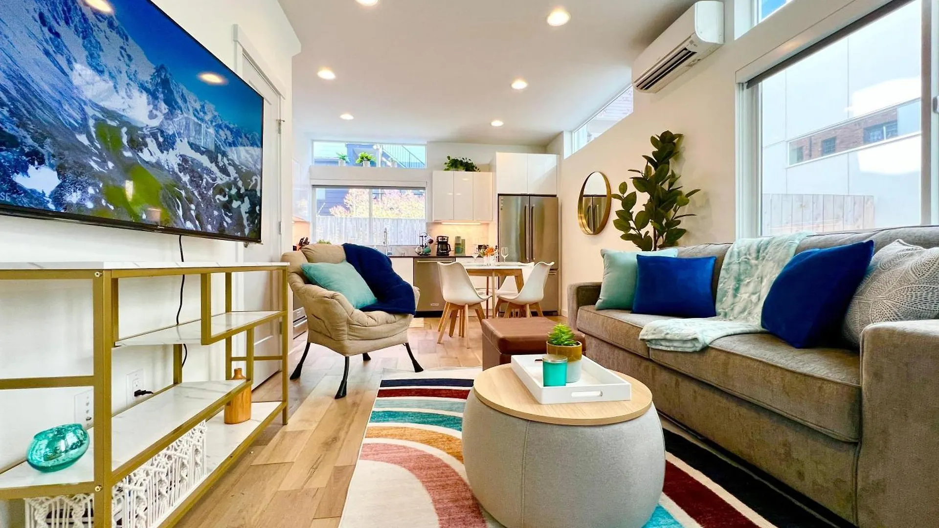 Capitol Luxe Two By Betterstay Seattle